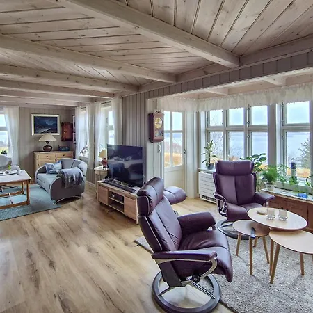 Stunning In With House Sea View *