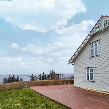 Stunning In With House Sea View *